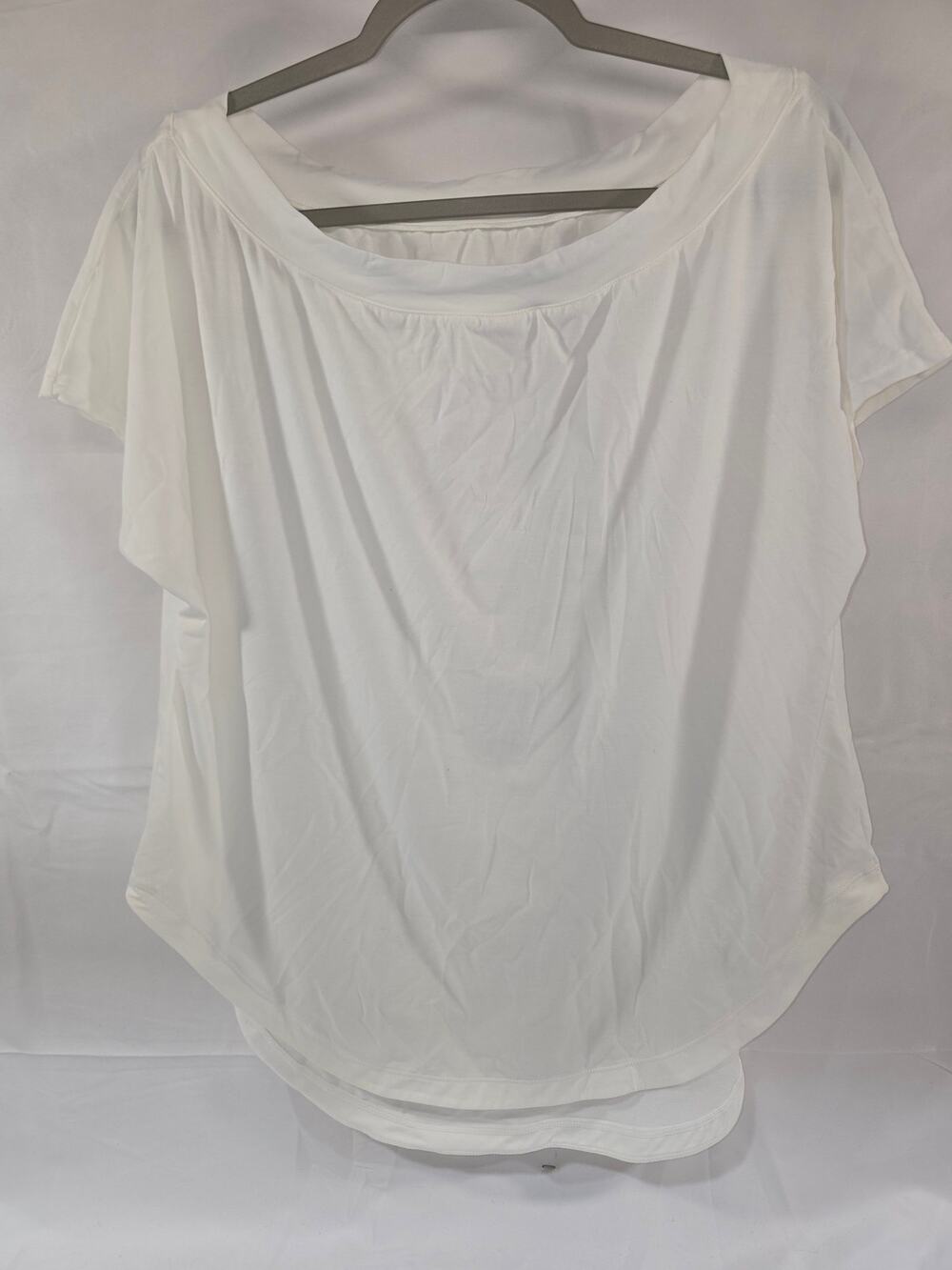 Halara One Shoulder Short Sleeve Curved Hem High Low Top Shirt Medium NWOT B7